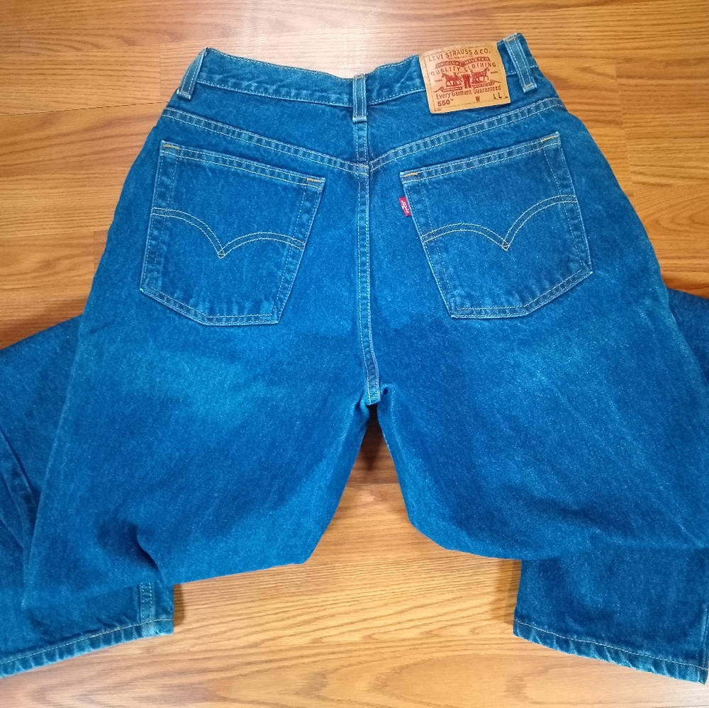 Vtg Levi's 550 Jeans Women’s Size 12 MIS L Relaxed Fit Tapered Leg 30X33 BLUE